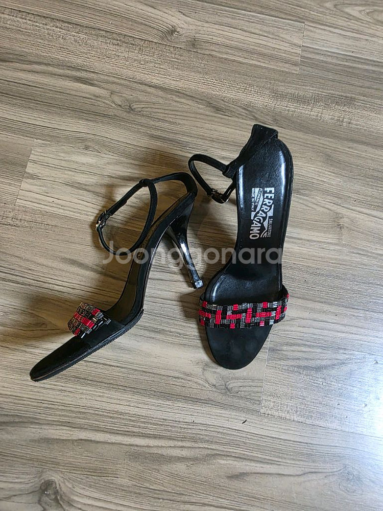 페레가모 하이힐 (정품--2