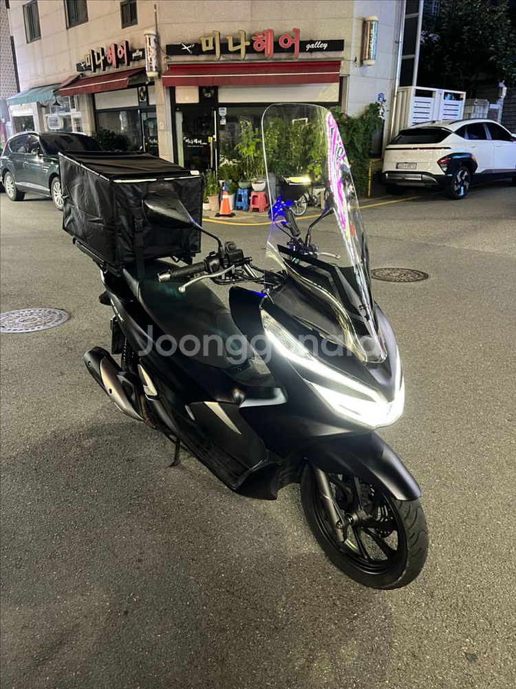 2020 PCX125 혼다 멧블랙 깨끗한차량 165만원--1