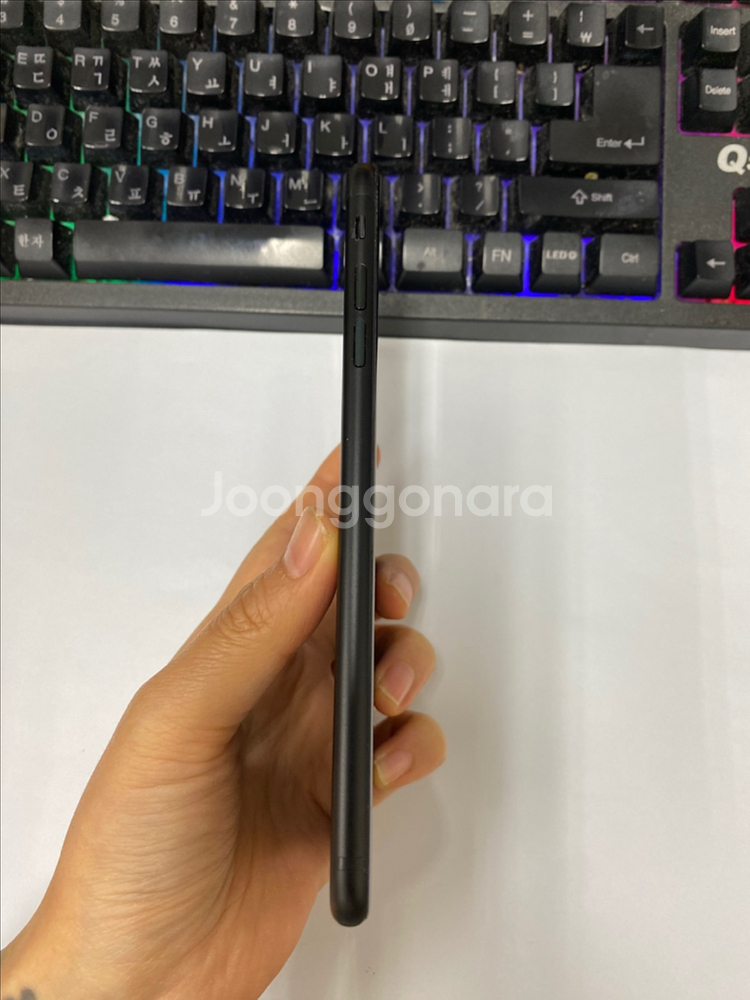 아이폰7플러스 매트블랙 외관AA급 128G 100%--6