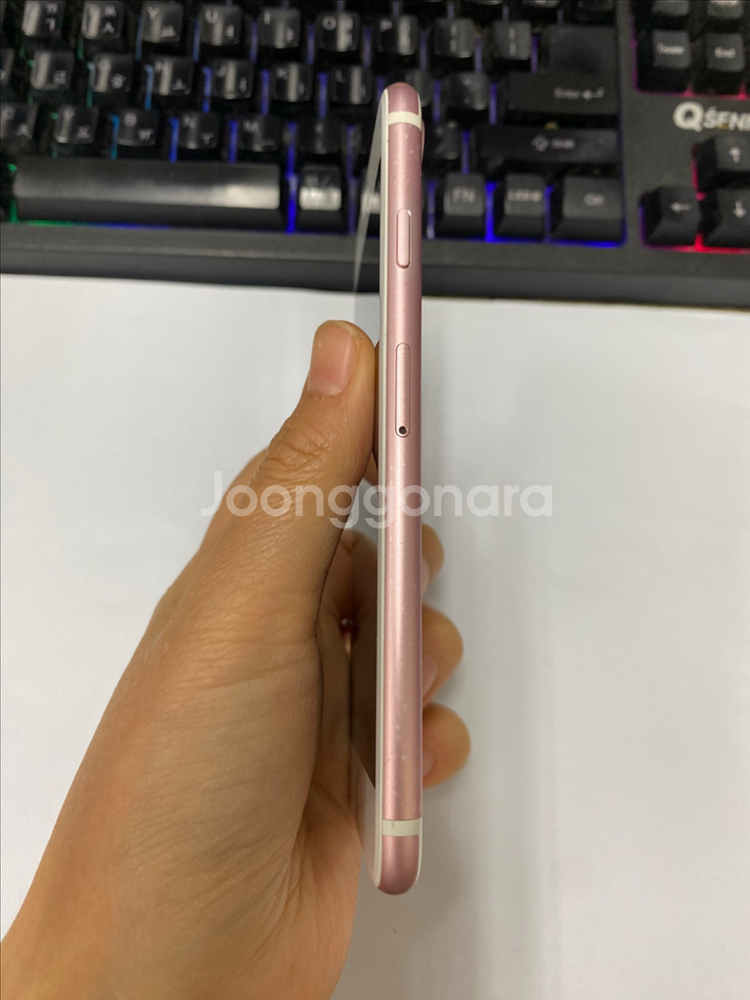 아이폰7 로즈 액정SS급 128G 배터리100 공신폰--6