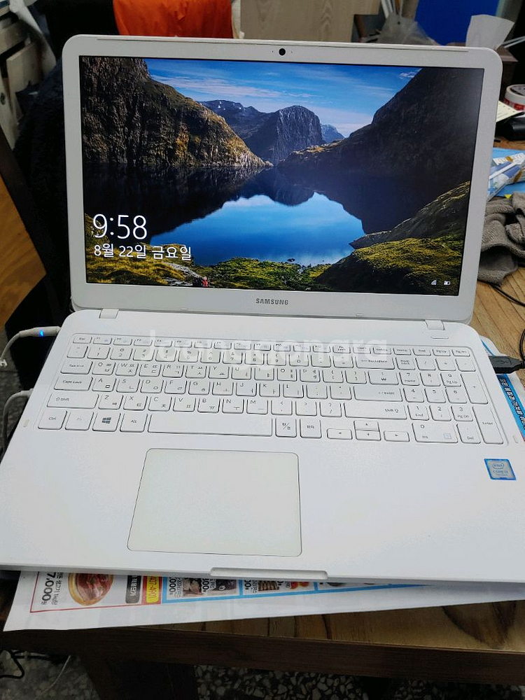 삼성 노트북 (nt550eaa). i3. 7세대--0