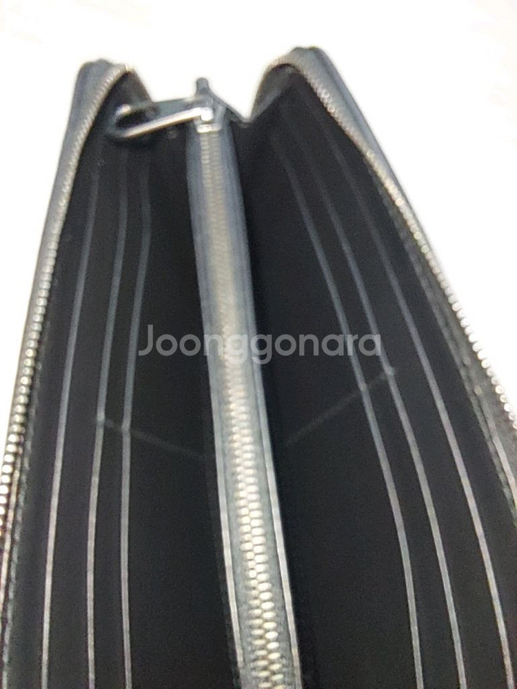 (정품)보테가베네타 인트레치아토 어라운드 지퍼 장지갑--8