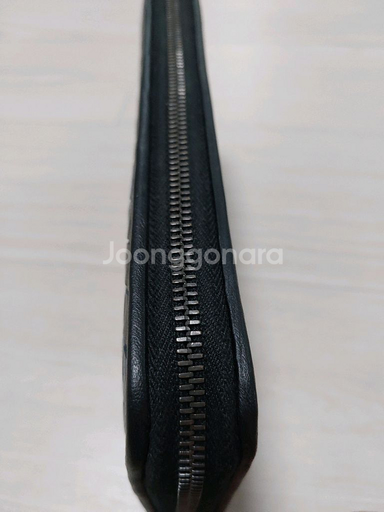 (정품)보테가베네타 인트레치아토 어라운드 지퍼 장지갑--6