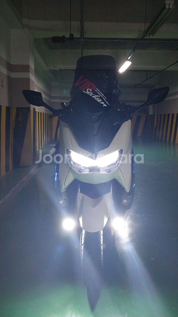 nmax125--0