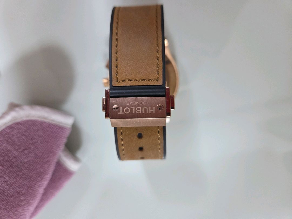 위블로시계 이미지