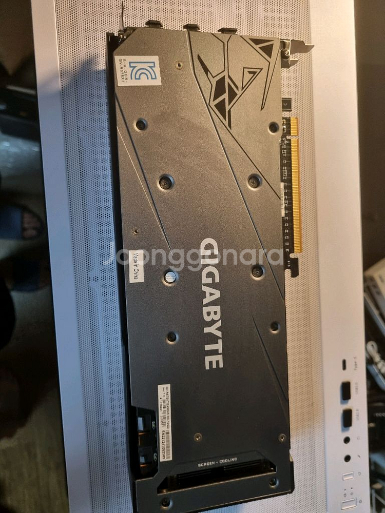 기가바이트 RX6750XT GAMING OC 12GB--4