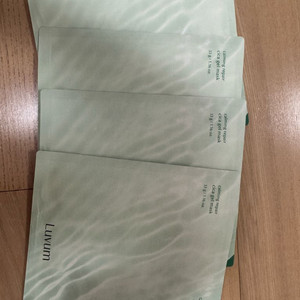 러븀 시카 겔 마스크팩