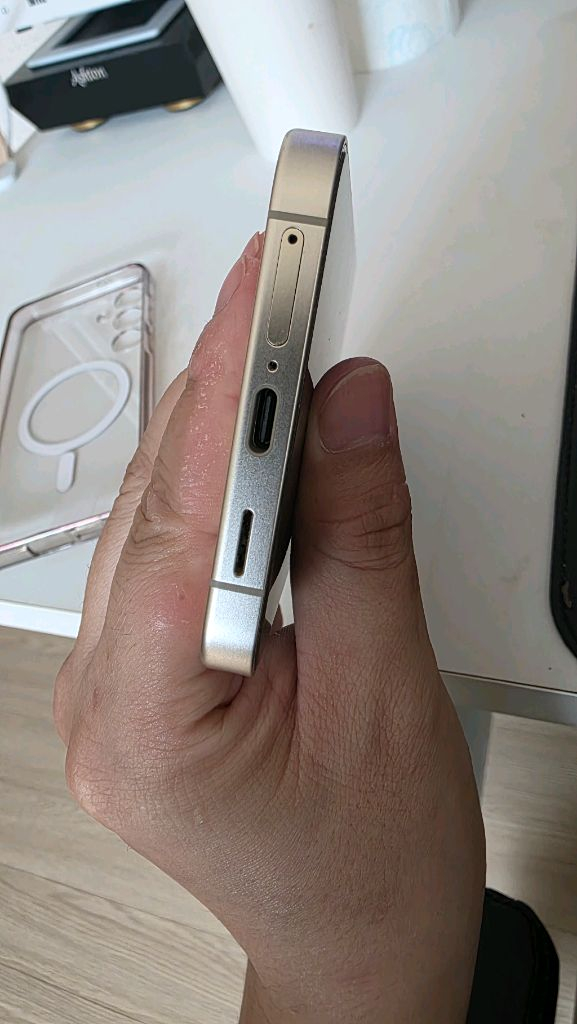 갤럭시 s24플러스 256 s급 팝니다--5