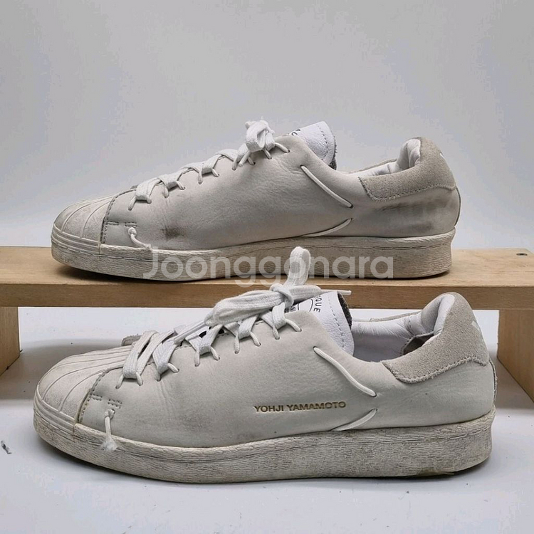 Y-3 요지야마모토 여성스니커즈240.--0