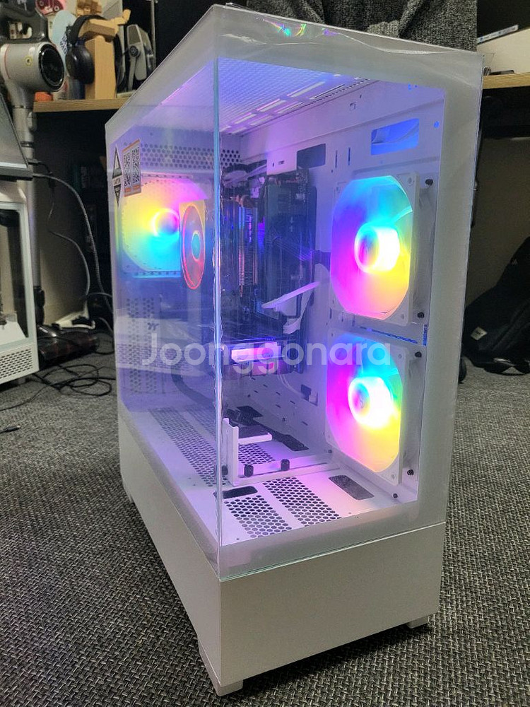 라이젠 3700x, 램32기가, 지포스 2060 컴퓨터--1