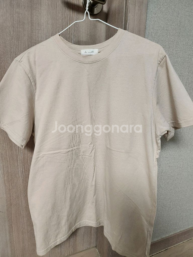 베이지 반팔 티셔츠--0