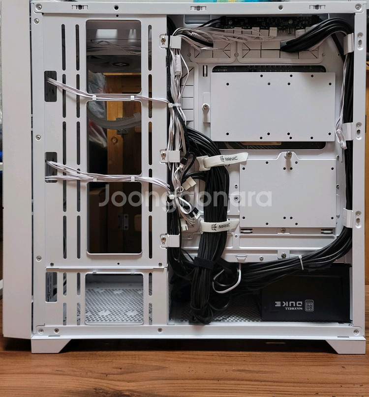 9950x3d x870 5090 48gb 완본체 컴퓨터--2