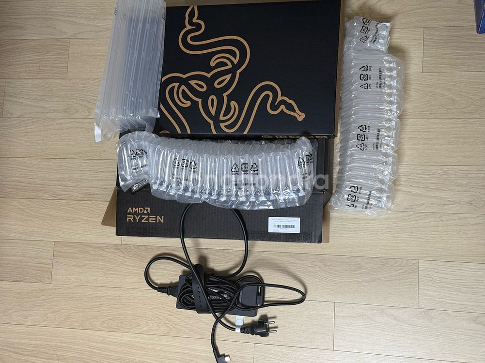 레이저 블레이드14 (2024) 머큐리--5