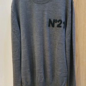 N21 남자 울 니트 새상품급 판매합니다!