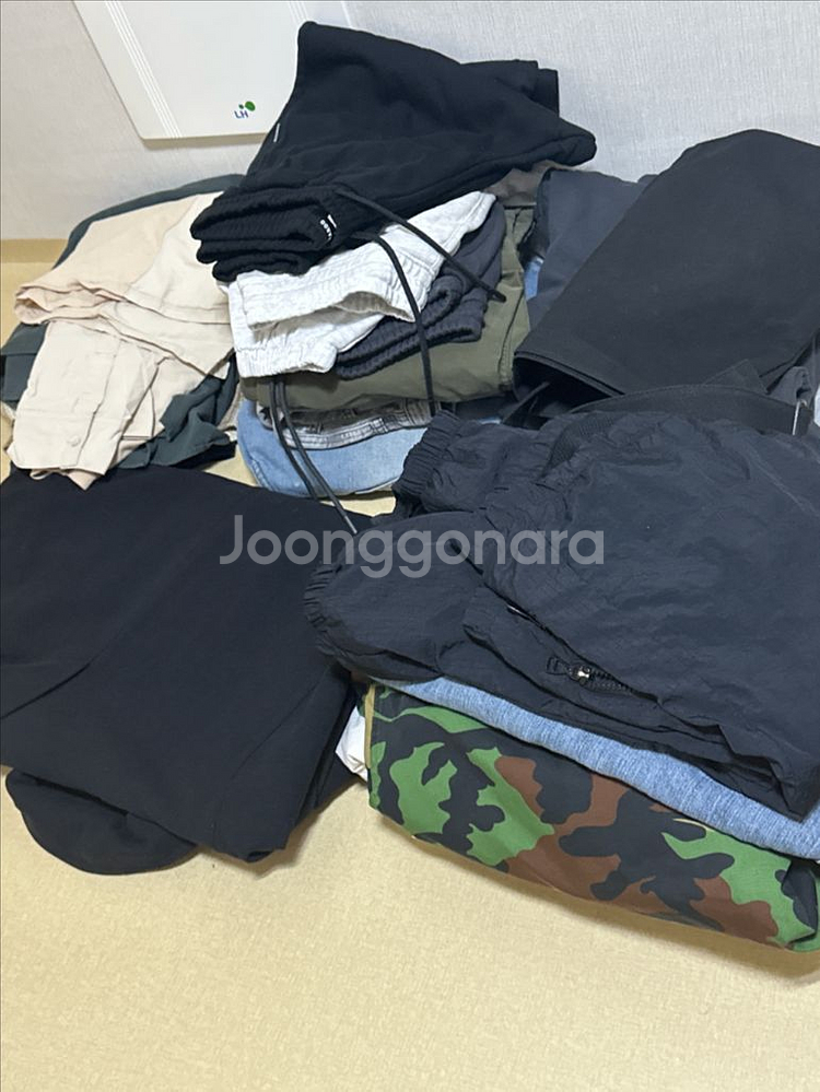 장롱정리 기념 옷 싸게 팔아요--0