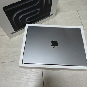 맥북 프로 m3 14인치 16gb 512