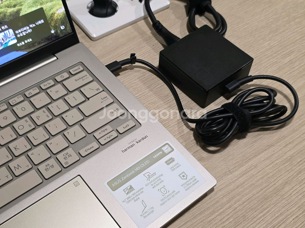 노트북 젠북 14X OLED UX3404VA-M9159--1