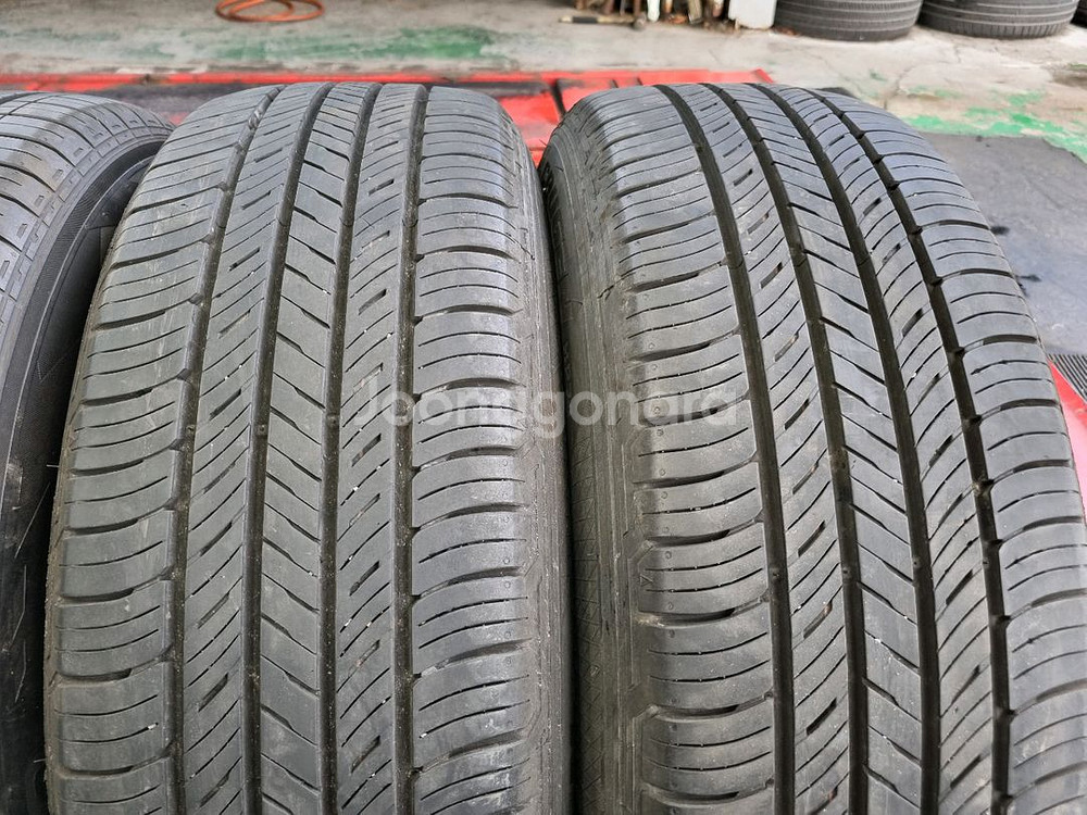 부산 싼타페 쏘렌토R 순정18인치 휠타이어셋트판매합니다--6