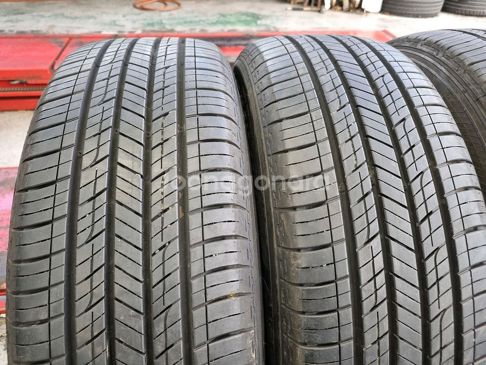 부산 싼타페 쏘렌토R 순정18인치 휠타이어셋트판매합니다--5