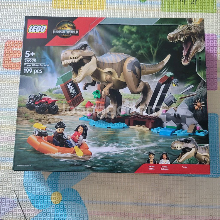 레고 쥬라기월드 76975 T-렉스의 강 탈출 팝니다--0