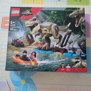 레고 쥬라기월드 76975 T-렉스의 강 탈출 팝니다