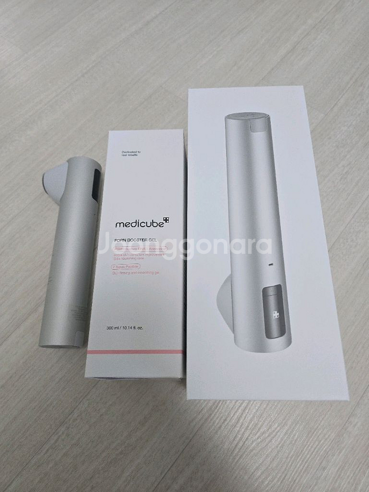 메디큐브 에이지알 고주파+젤--0