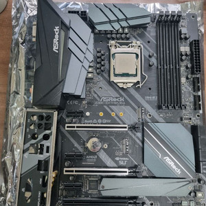 asrock z390 extreme4. 9600kf