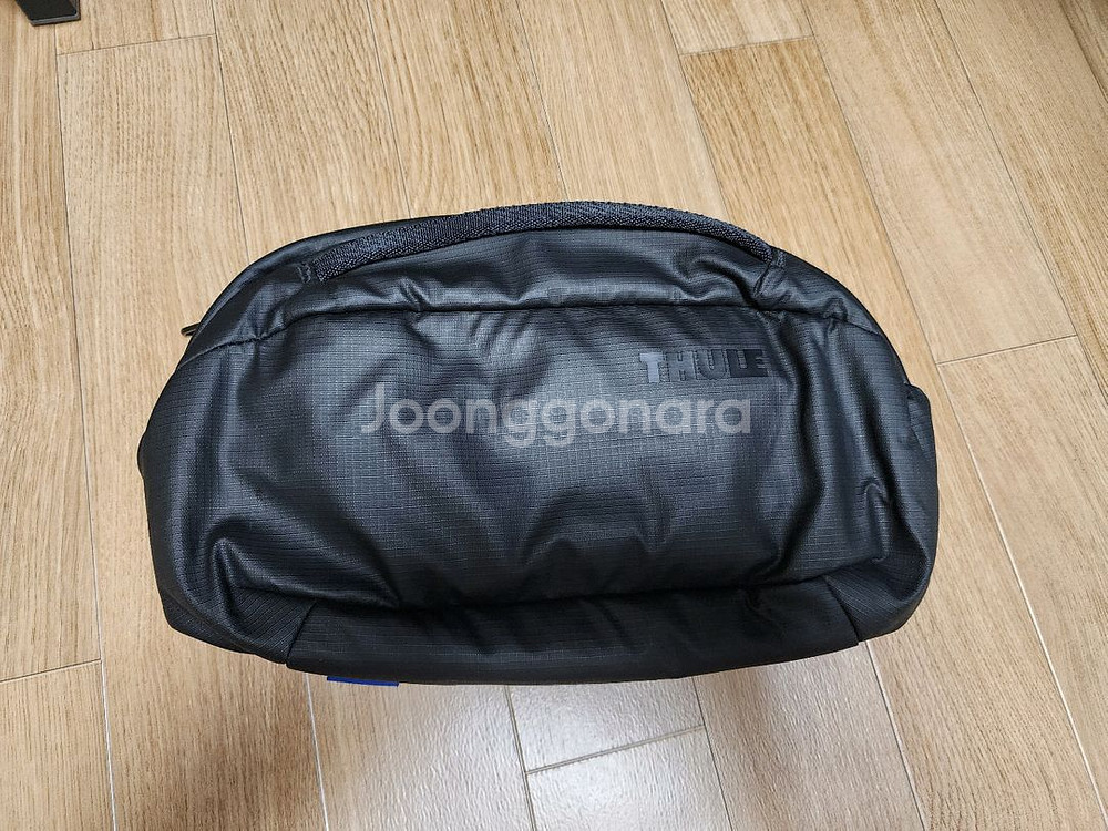 툴레 택트 웨이스트팩 5L 블랙 슬링백 힙색 팝니다--0