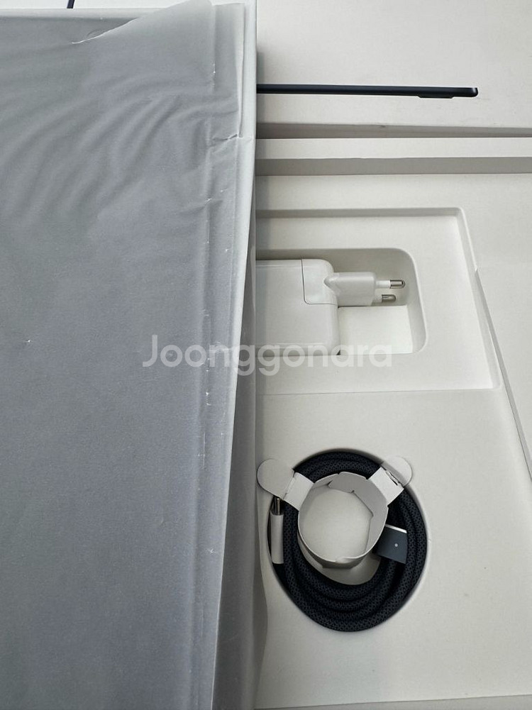 맥북에어 m2 15인치 512gb 미드나잇 팝니다--1