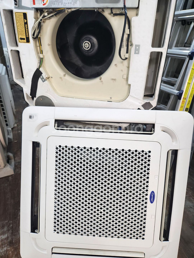 캐리어 18년 40평 천정형 냉난방 에어컨--0