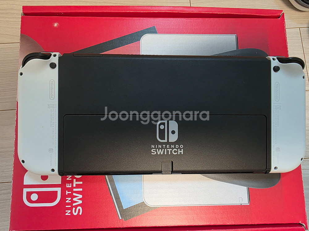 닌텐도 스위치 OLED 화이트 + 악세사리--2