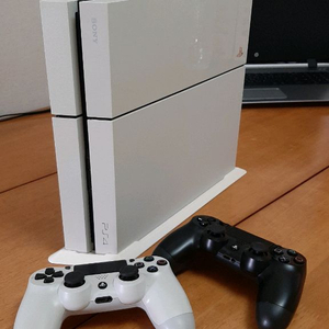 PS4 화이트 CUH-1105A팝니다