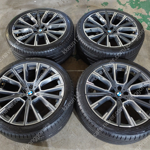 BMW G12 7시리즈 817M 20인치 정품 휠타이어
