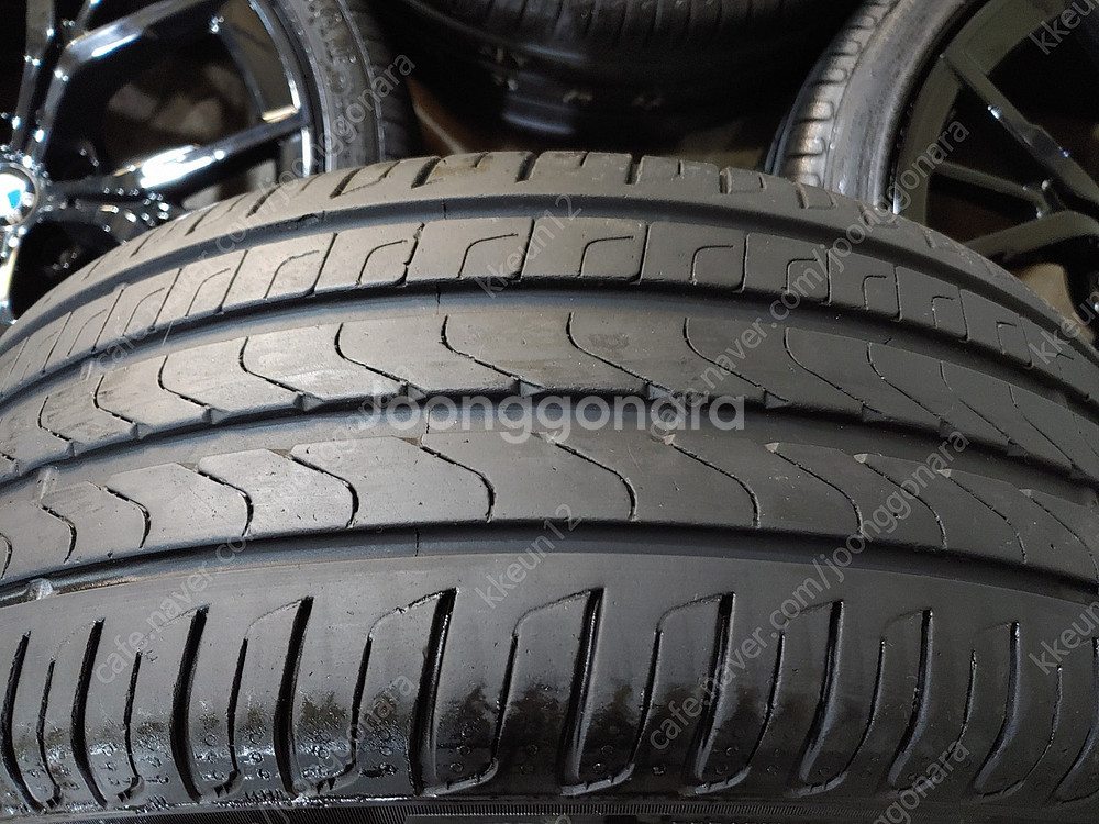 BMW G30 5시리즈 845M 19인치 정품 휠타이어--5