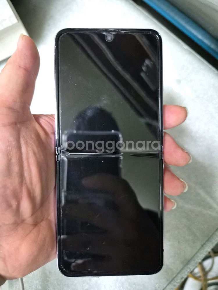 갤럭시 Z Flip4 핑크골드, 보라 퍼플 팝니다.--8