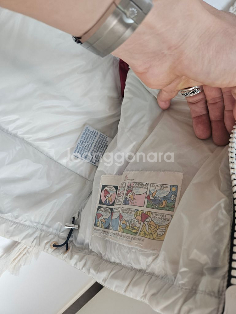 몽클레어 한정판!모직&안감패딩 2사이즈--3