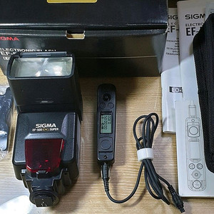 캐논용 EF-500 DG SUPER 플래시와 릴리즈