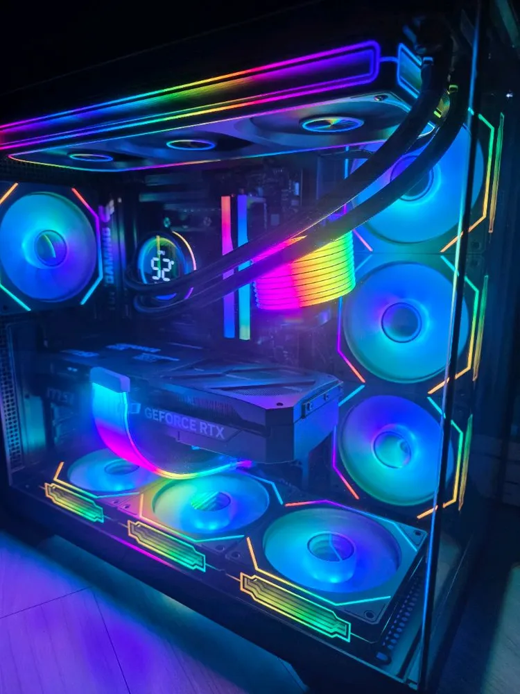 라이젠7 9800X3D RTX5080 신품pc 팝니다 - 안심되는 중고거래