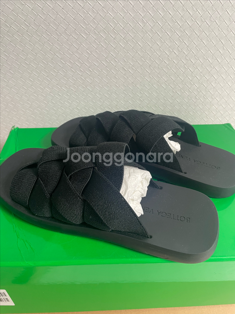 보테가 베네타 플랫 뮬 블랙--0