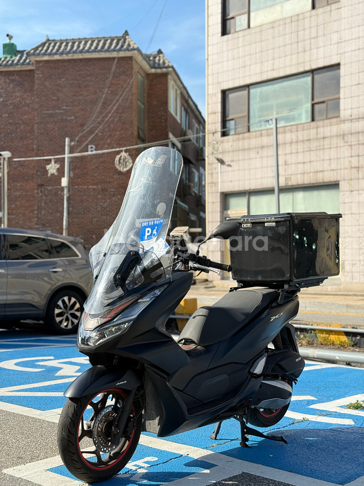 10_21년식 pcx125 6.4만km 배달셋팅 팔아요--1