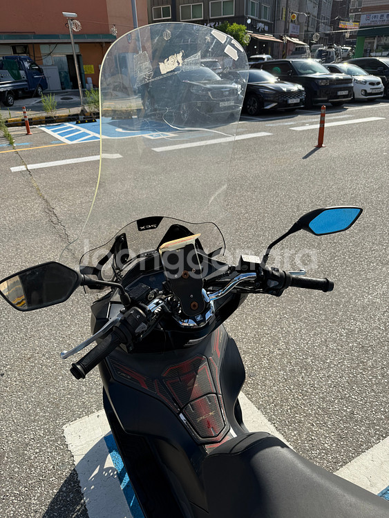 10_21년식 pcx125 6.4만km 배달셋팅 팔아요--8