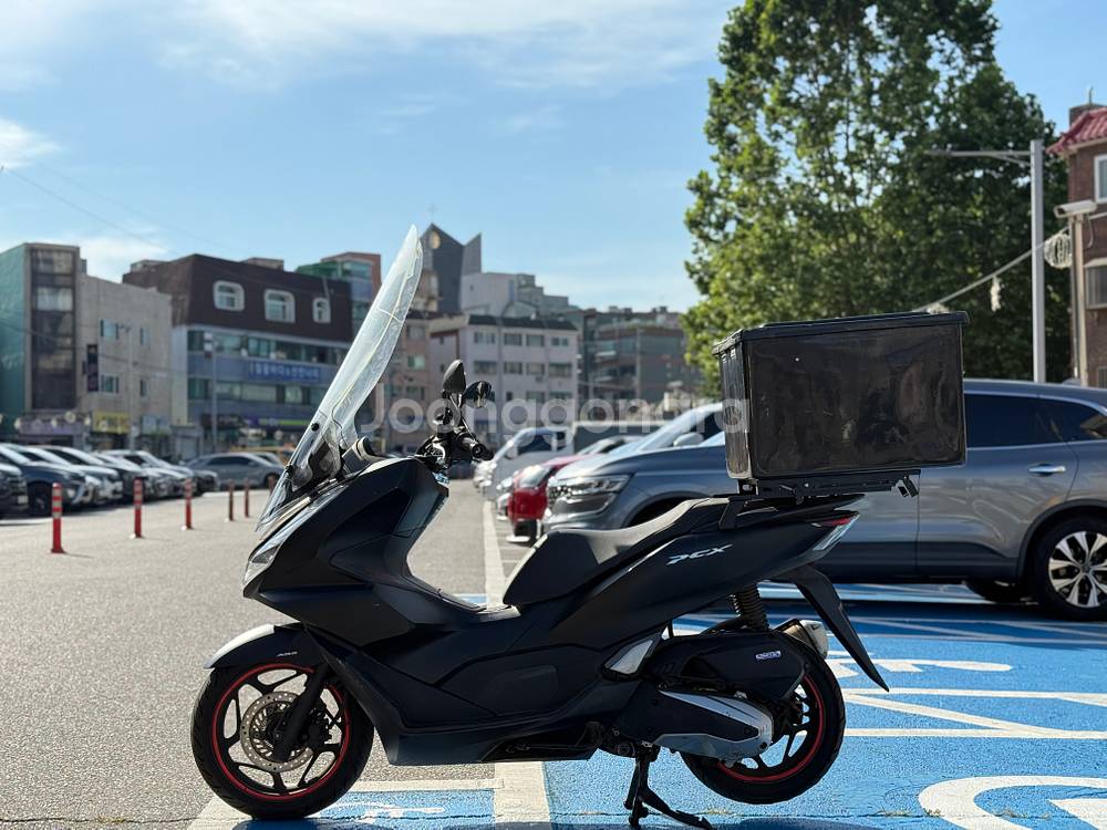10_21년식 pcx125 6.4만km 배달셋팅 팔아요--4