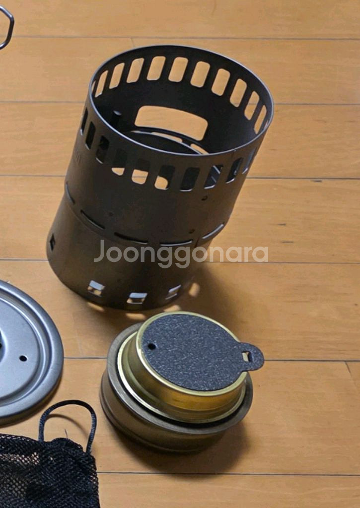 [신품] 백패킹 티타늄 화롯대와 트란지아 알콜버너--0