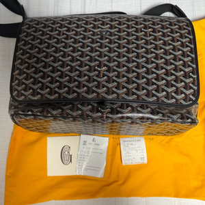 고야드 카페티엔 메신저백MM 블랙