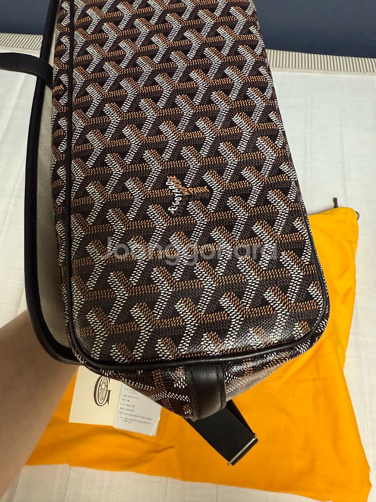 고야드 카페티엔 메신저백MM 블랙--4