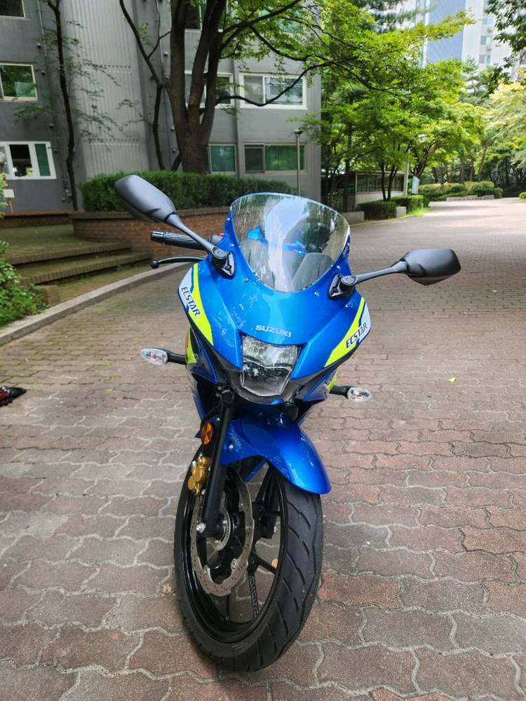 23년식 스즈키 gsx-r125 4000km 이미지