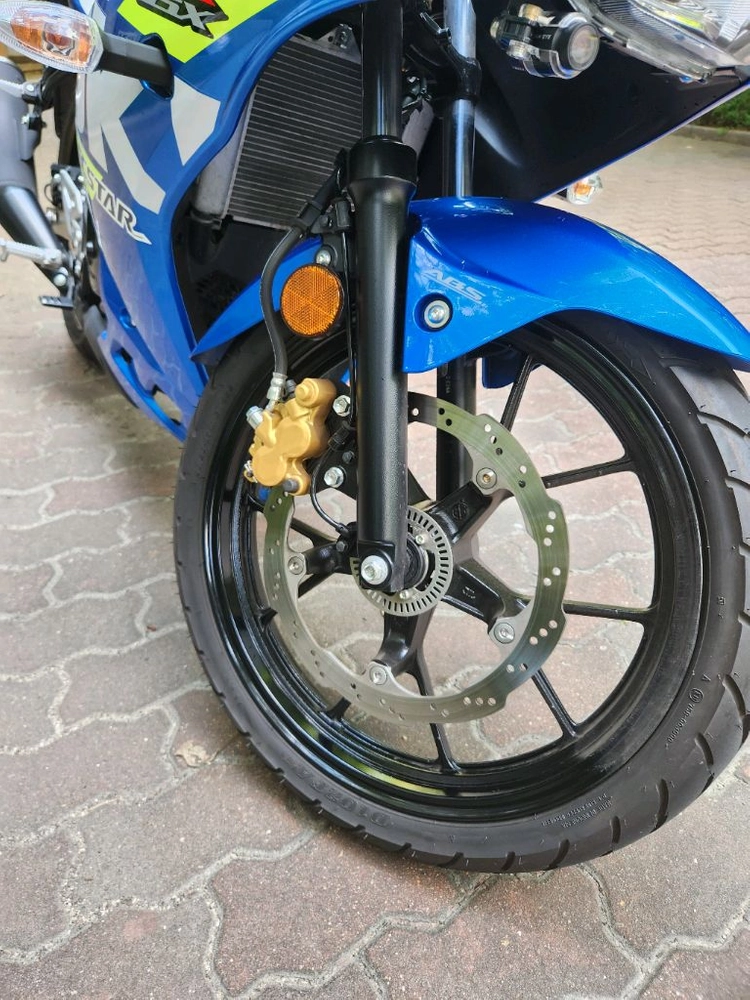23년식 스즈키 gsx-r125 4000km 이미지