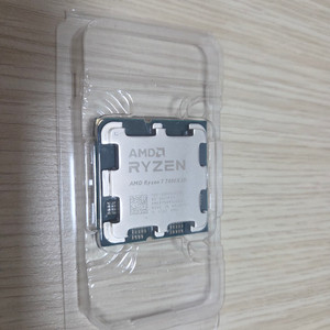 AMD Ryzen 7 7800X3D CPU 팝니다