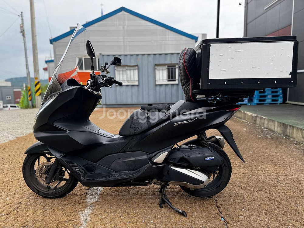 혼다 Pcx125 ABS 23년형 7만Km 판매합니다.--4