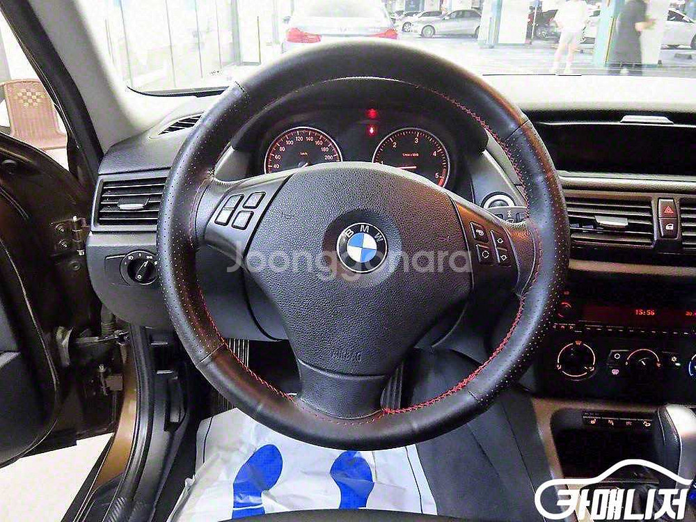 [BMW]X1 (E84) xDrive 18d 4WD #--7